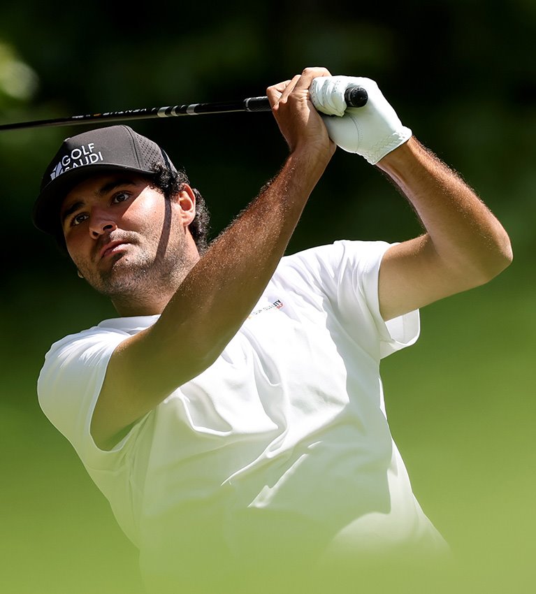 Chacarra leads as Schaper chases in Alfred Dunhill Championship